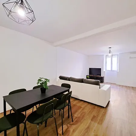 Appartamento Turin - Charme Et Confort Au Coeur De Reims